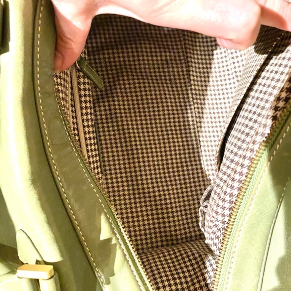 J.CREW retro style green leather purse - Picture 3 of 5